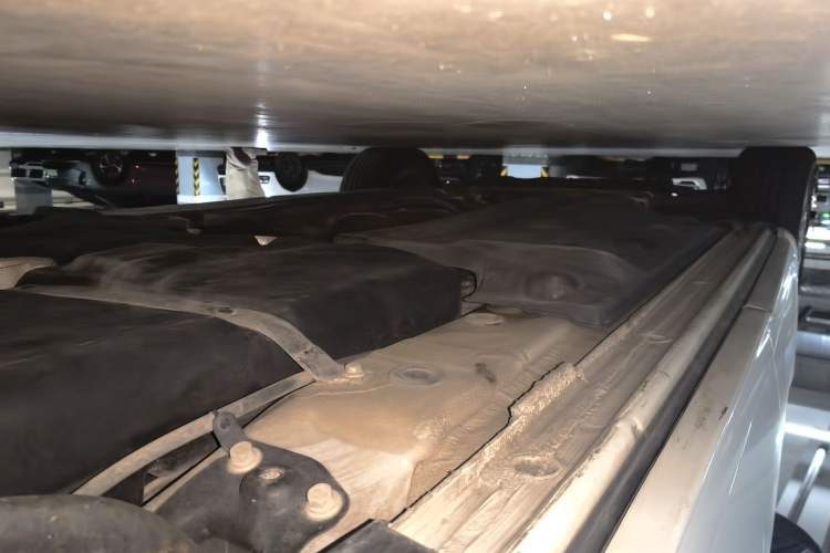Used Volkswagen Sharan 2013 1.8TSI Standard Model Euro IV Chassis Rear Left