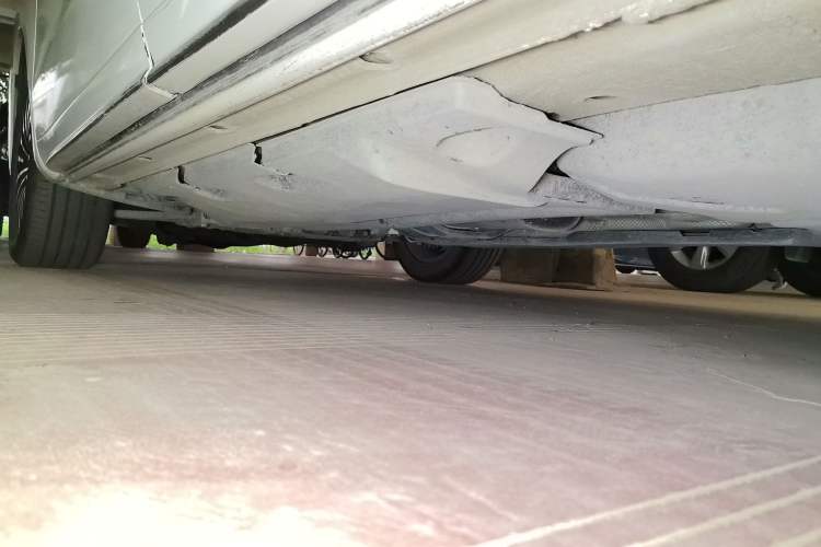 Used Volkswagen Sharan 2013 2.0 TSI Comfort Model Chassis Rear Left