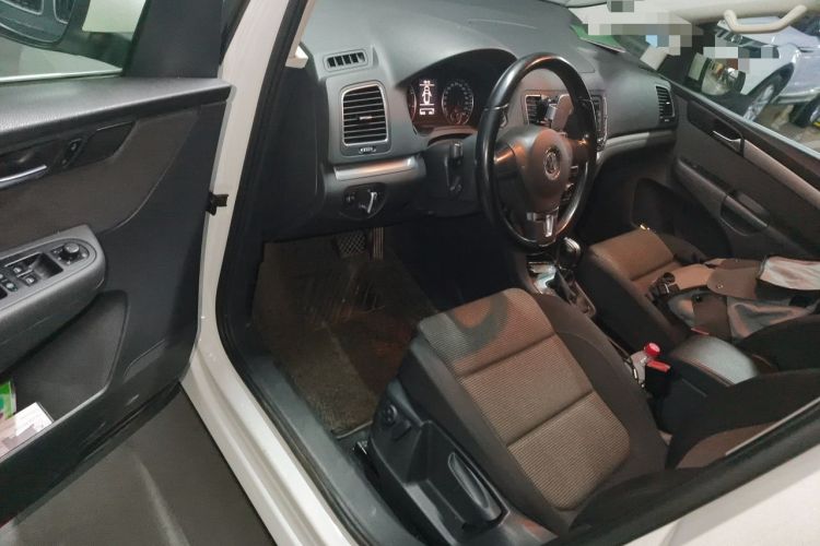 Used Volkswagen Sharan 2013 1.8TSI Comfort Model Euro IV Driver Seat