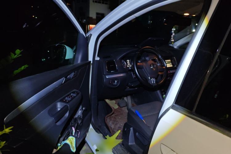 Used Volkswagen Sharan 2013 1.8TSI Standard Model Driver Seat