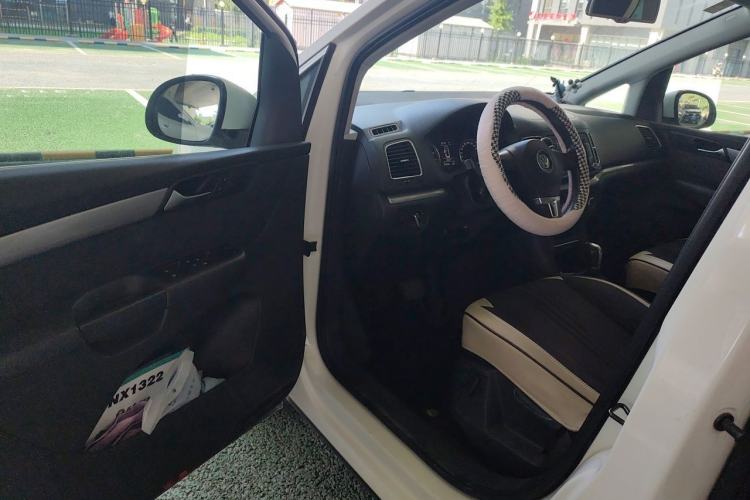 Used Volkswagen Sharan 2013 2.0 TSI Standard Model Driver Seat