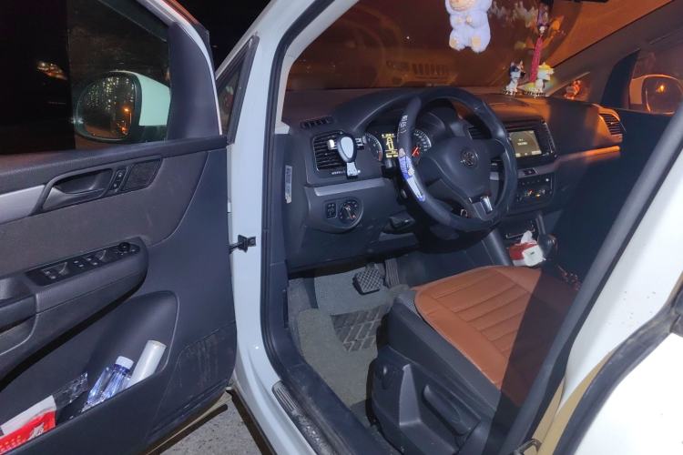 Used Volkswagen Sharan 2013 2.0 TSI Standard Model Driver Seat