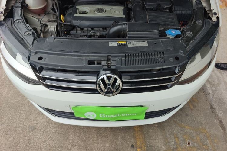 Used Volkswagen Sharan 2013 1.8TSI Standard Model Engine Bay