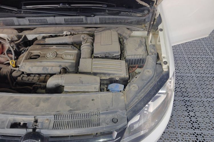 Used Volkswagen Sharan 2013 2.0 TSI Luxury Model Engine Bay Left