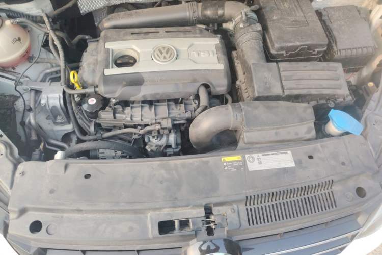 Used Volkswagen Sharan 2013 2.0 TSI Standard Model Engine Bay