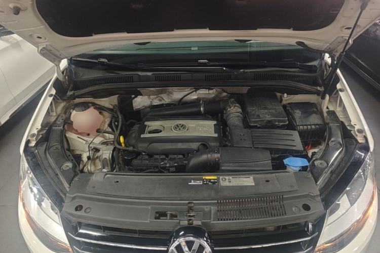 Used Volkswagen Sharan 2013 2.0 TSI Standard Model Engine Bay
