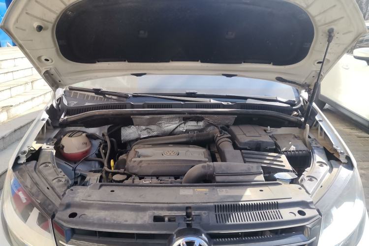 Used Volkswagen Sharan 2013 1.8TSI Standard Model Euro IV Engine Bay