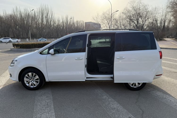 Used Volkswagen Sharan 2013 1.8TSI Standard Model Exterior 3