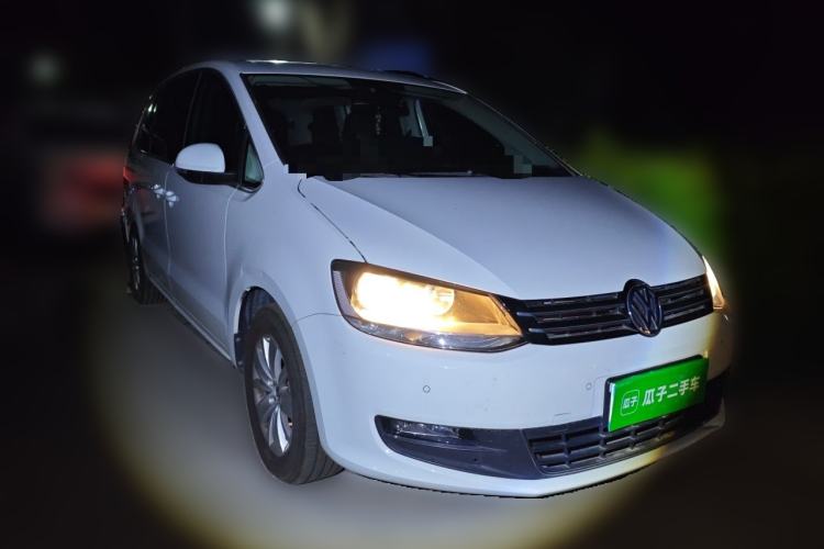 Used Volkswagen Sharan 2013 1.8TSI Standard Model Front Right 45 Deg