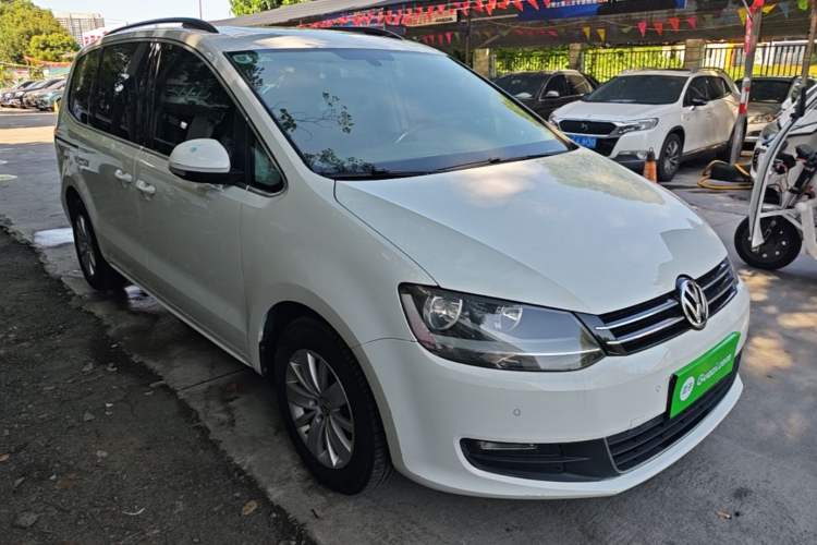 Used Volkswagen Sharan 2013 1.8TSI Standard Model Front Right 45 Deg