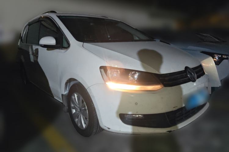 Used Volkswagen Sharan 2013 1.8TSI Standard Model Euro IV Front Right 45 Deg
