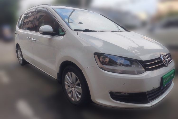 Used Volkswagen Sharan 2013 1.8TSI Standard Model Front Right 45 Deg
