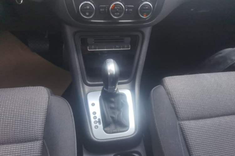 Used Volkswagen Sharan 2013 1.8TSI Standard Model Euro IV Gear Lever