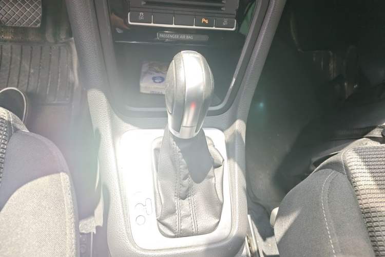 Used Volkswagen Sharan 2013 1.8TSI Standard Model Euro IV Gear Lever