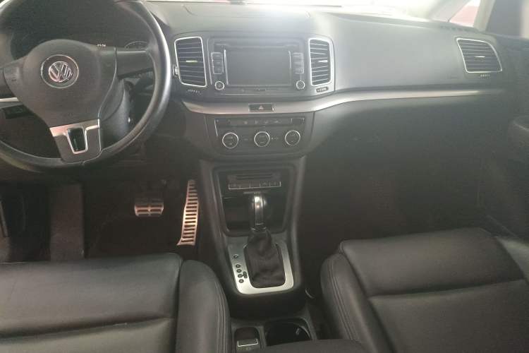 Used Volkswagen Sharan 2013 1.8TSI Standard Model Gear Lever