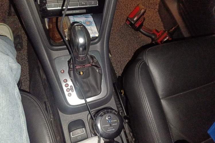 Used Volkswagen Sharan 2013 2.0 TSI Comfort Model Gear Lever