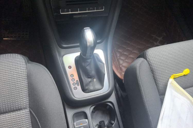 Used Volkswagen Sharan 2013 1.8TSI Standard Model Euro IV Gear Lever