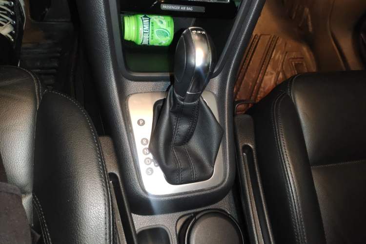 Used Volkswagen Sharan 2013 1.8TSI Comfort Model Euro IV Gear Lever