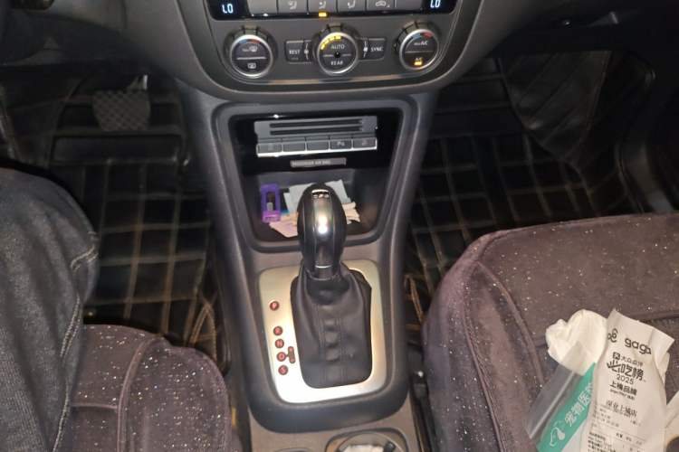 Used Volkswagen Sharan 2013 1.8TSI Standard Model Euro IV Gear Lever