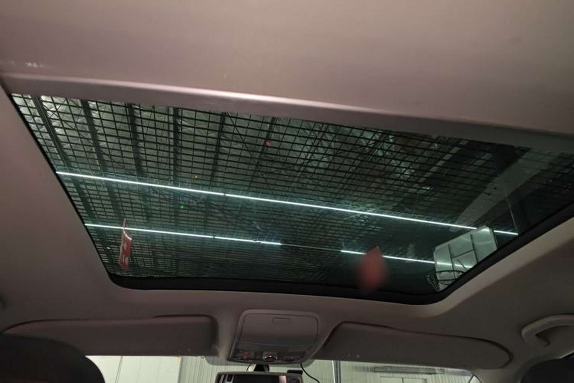 Used Volkswagen Sharan 2013 1.8TSI Comfort Model Headliner