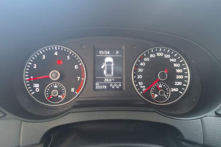 Used Volkswagen Sharan 2013 1.8TSI Standard Model Euro IV Instrument Cluster