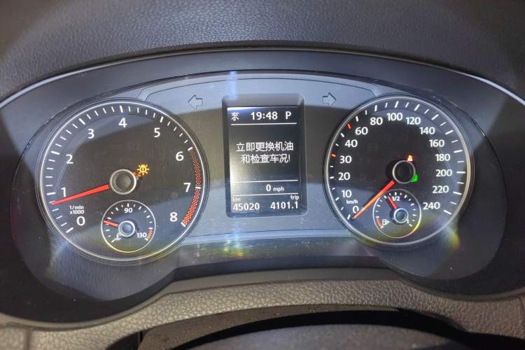 Used Volkswagen Sharan 2013 2.0 TSI Standard Model Instrument Cluster