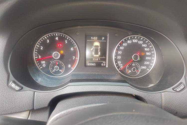 Used Volkswagen Sharan 2013 1.8TSI Standard Model Instrument Cluster