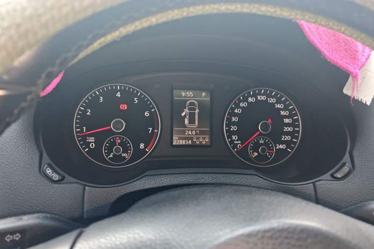 Used Volkswagen Sharan 2013 1.8TSI Comfort Model Instrument Cluster