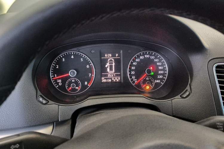 Used Volkswagen Sharan 2013 1.8TSI Comfort Model Euro IV Instrument Cluster