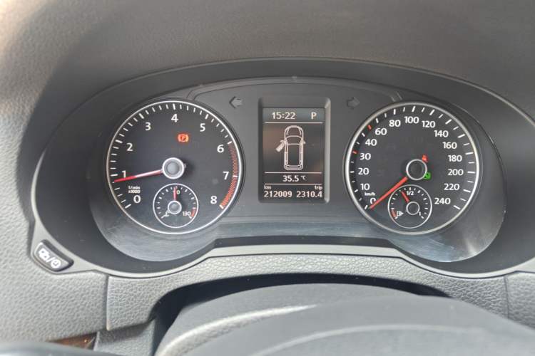 Used Volkswagen Sharan 2013 1.8TSI Comfort Model Euro IV Instrument Cluster