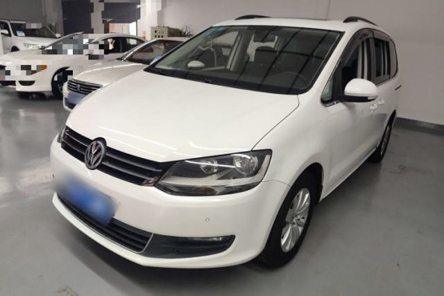 Ojetý Volkswagen Sharan 2013 1.8TSI Standard Model