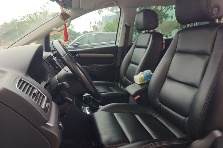 Used Volkswagen Sharan 2013 1.8TSI Standard Model Left Front Seat