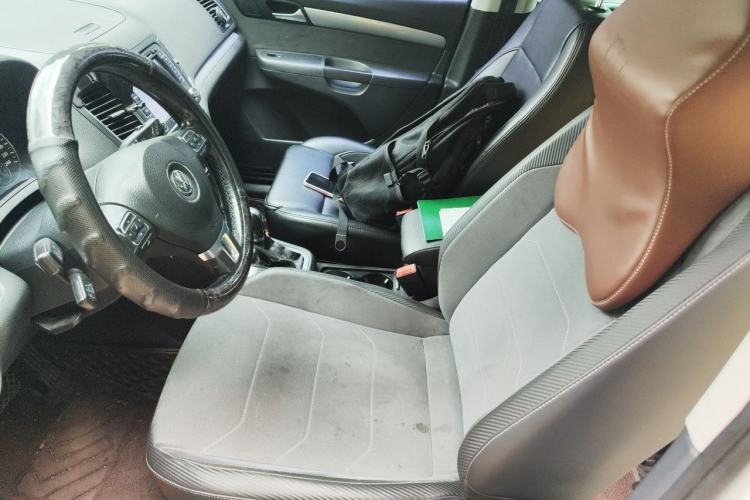 Used Volkswagen Sharan 2013 1.8TSI Standard Model Left Front Seat