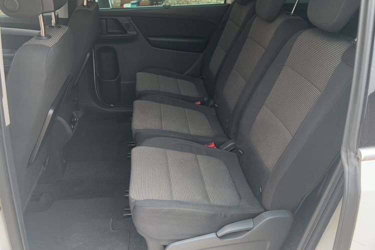 Used Volkswagen Sharan 2013 1.8TSI Standard Model Left Front Seat