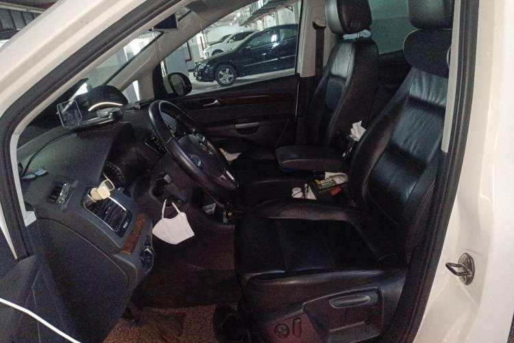 Used Volkswagen Sharan 2013 2.0 TSI Comfort Model Left Front Seat