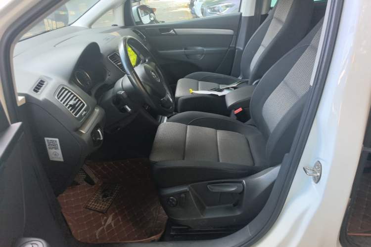 Used Volkswagen Sharan 2013 1.8TSI Standard Model Euro IV Left Front Seat