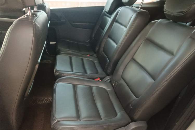 Used Volkswagen Sharan 2013 1.8TSI Standard Model Left Rear Seat