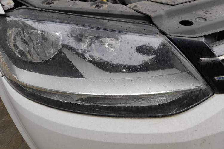 Used Volkswagen Sharan 2013 2.0 TSI Standard Model Right Front Headlight