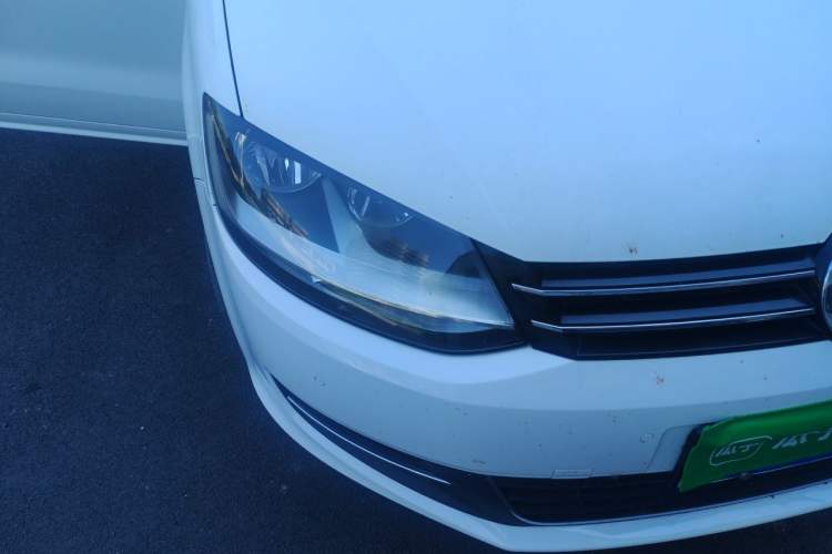 Used Volkswagen Sharan 2013 2.0 TSI Standard Model Right Front Headlight