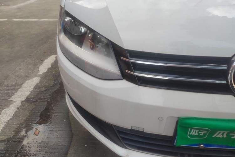 Used Volkswagen Sharan 2013 1.8TSI Standard Model Right Front Headlight