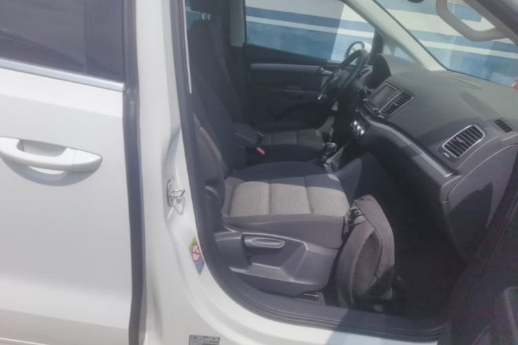 Used Volkswagen Sharan 2013 1.8TSI Standard Model Euro IV Right Front Seat