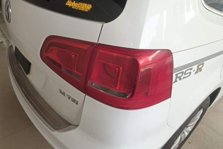 Used Volkswagen Sharan 2013 1.8TSI Standard Model Right Rear Taillight