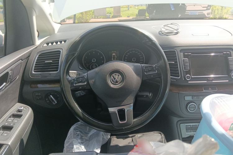 Used Volkswagen Sharan 2013 1.8TSI Comfort Model Euro IV Steering Wheel
