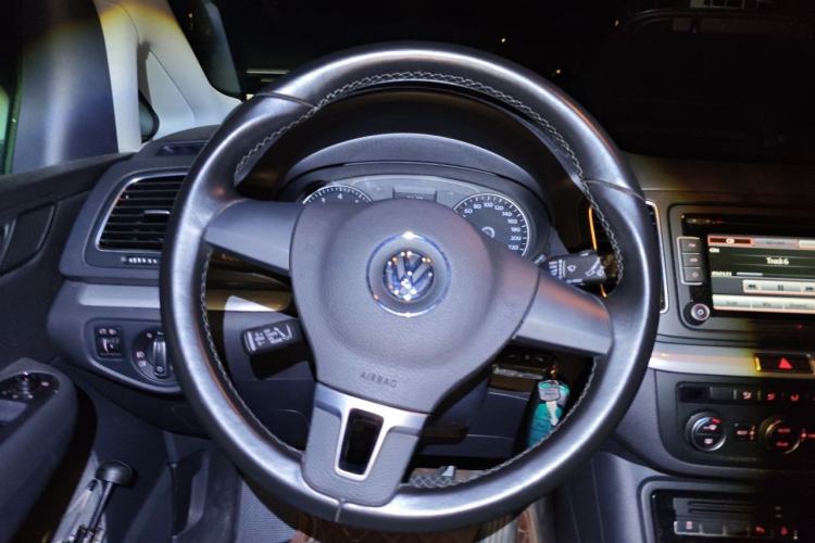 Used Volkswagen Sharan 2013 1.8TSI Standard Model Steering Wheel