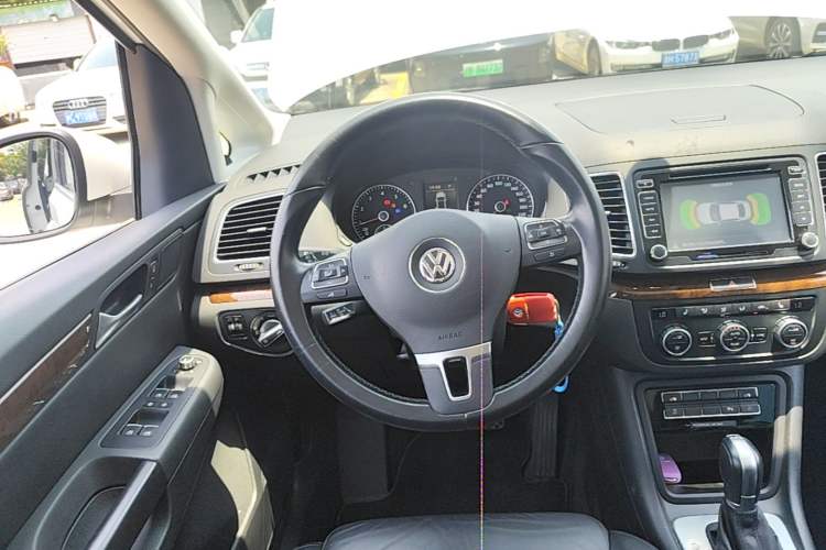 Used Volkswagen Sharan 2013 1.8TSI Comfort Model Steering Wheel