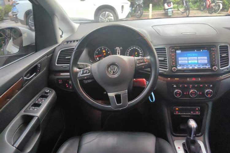 Used Volkswagen Sharan 2013 1.8TSI Comfort Model Steering Wheel