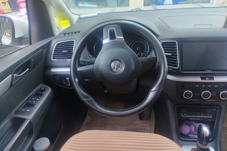 Used Volkswagen Sharan 2013 2.0 TSI Standard Model Steering Wheel