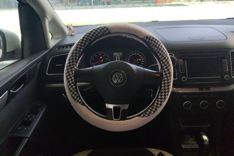 Used Volkswagen Sharan 2013 2.0 TSI Standard Model Steering Wheel