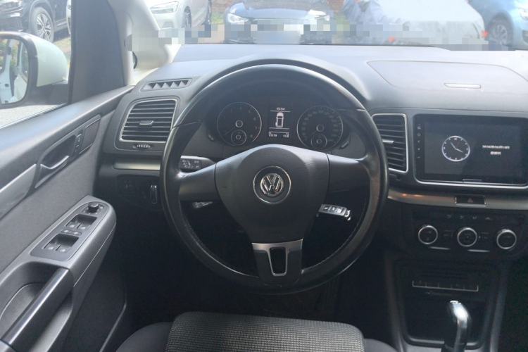 Used Volkswagen Sharan 2013 1.8TSI Standard Model Euro IV Steering Wheel