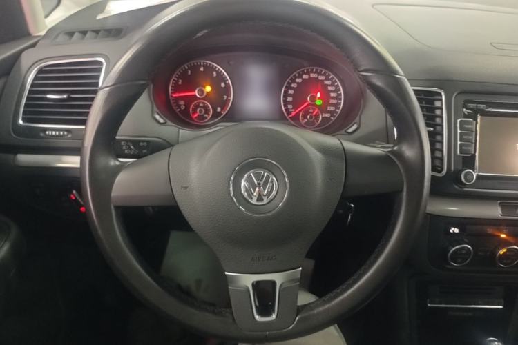 Used Volkswagen Sharan 2013 2.0 TSI Standard Model Steering Wheel